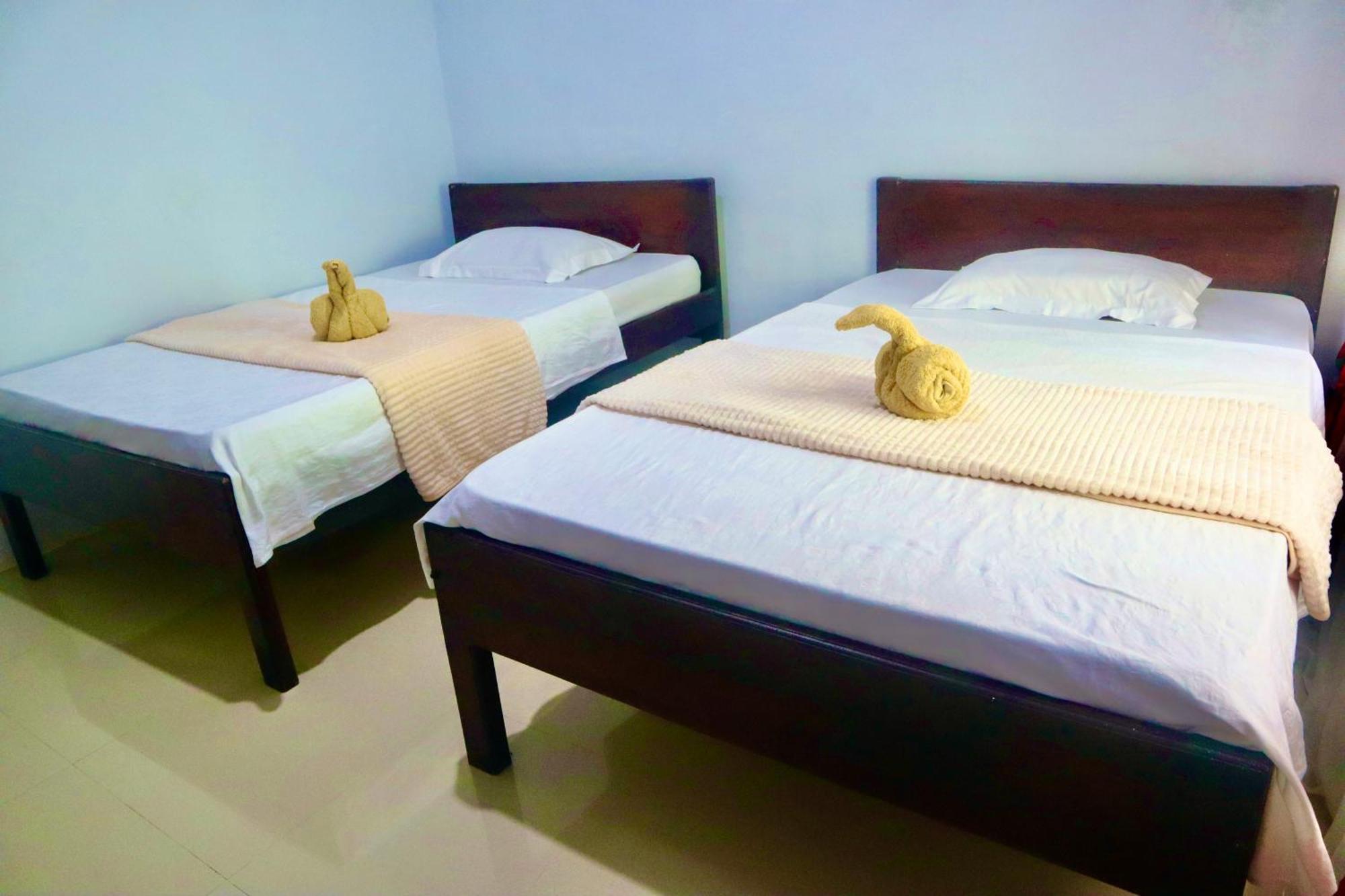 Tarsius Home Stay Rinondoran Exterior foto